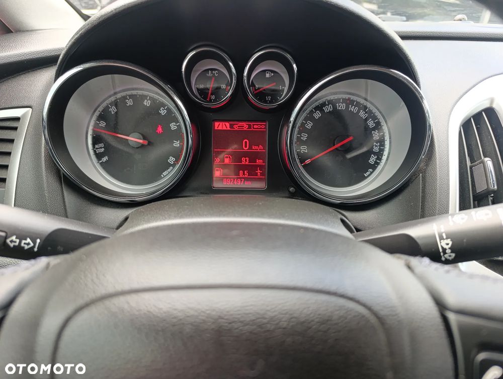 Opel Astra 1.4 T Enjoy S&S - 13