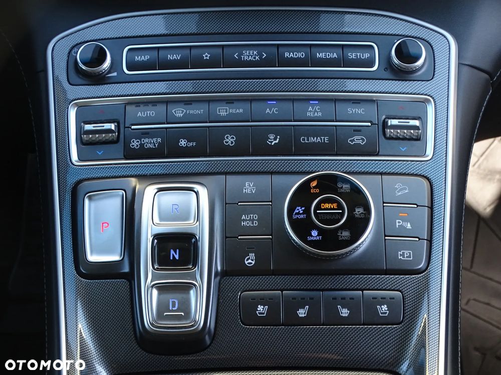 Hyundai Santa Fe - 39