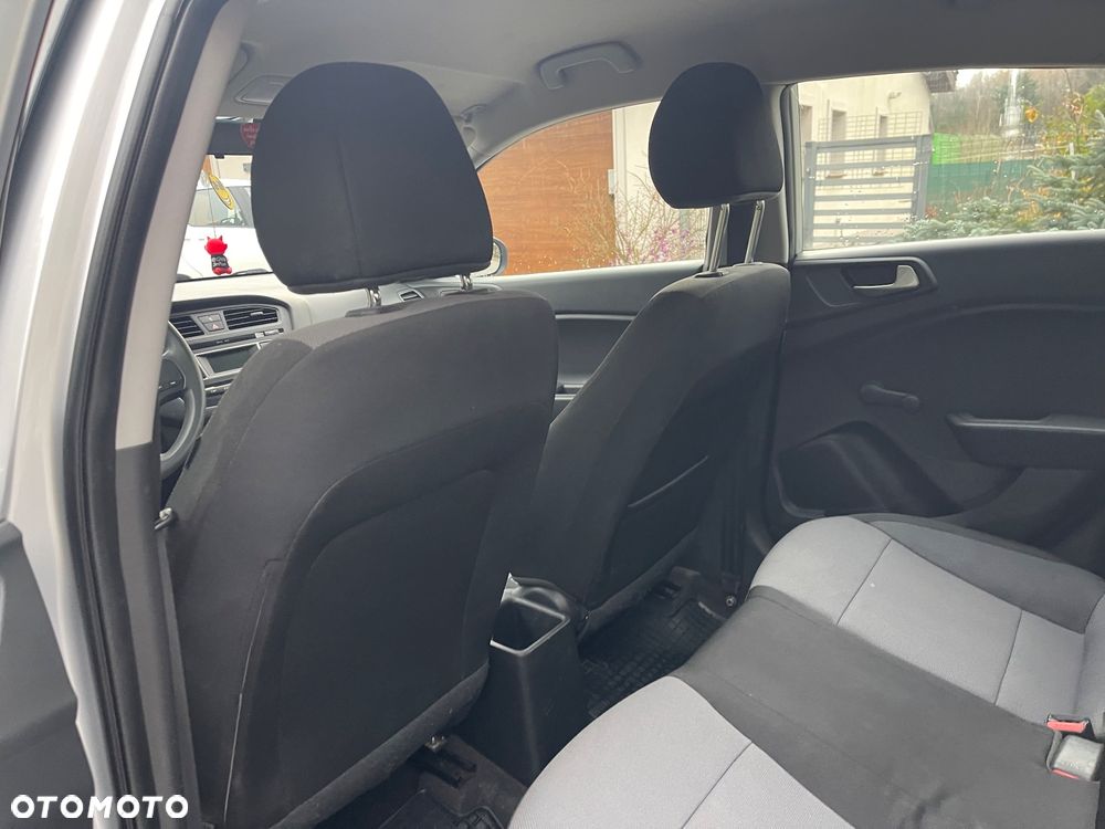 Hyundai i20 1.2 Classic Plus - 12