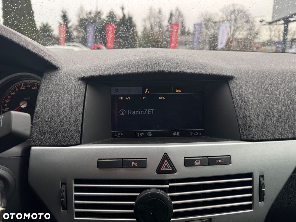 Opel Astra 1.6 Sport - 18