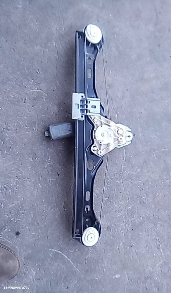 Elevador Elect Tras Dto Mercedes-Benz C-Class (W203) - 5