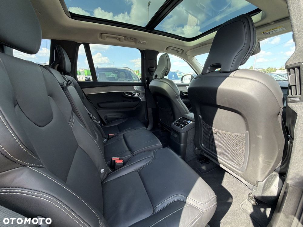 Volvo XC 90 - 15