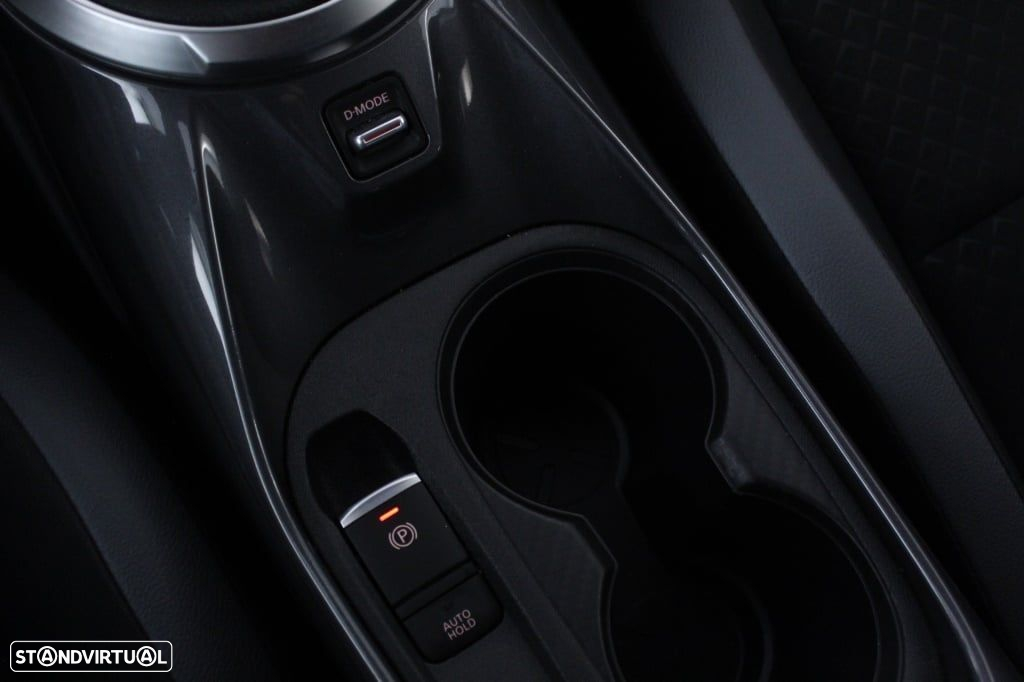 Nissan Juke 1.0 DIG-T N-Connecta NAV. - 31