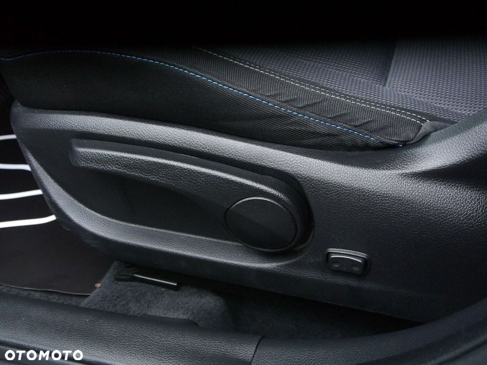 Hyundai i30 - 30