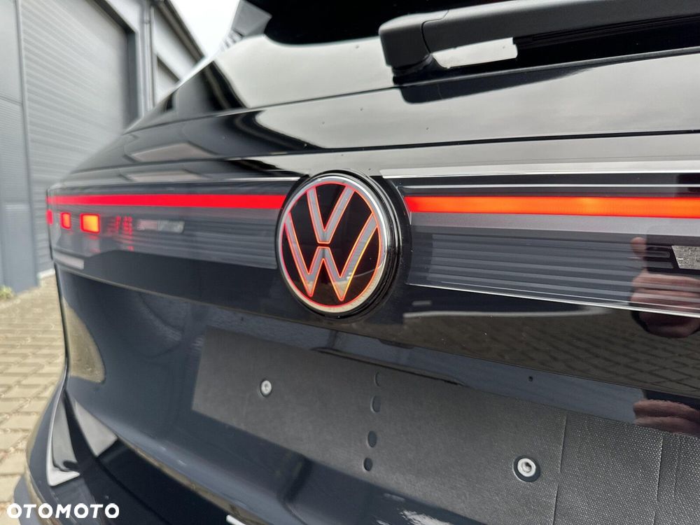 Volkswagen Tiguan - 26