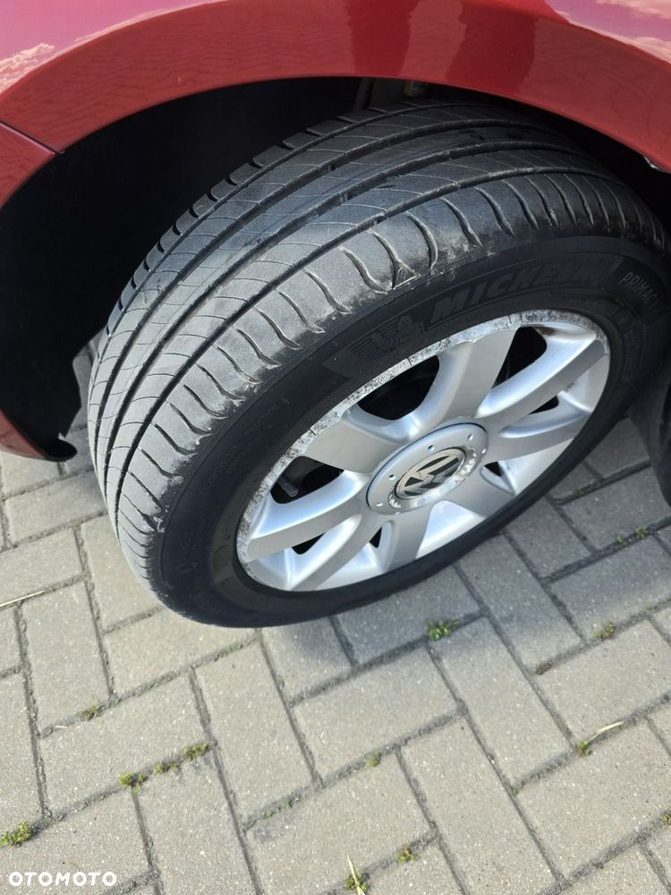 Volkswagen Touran - 31