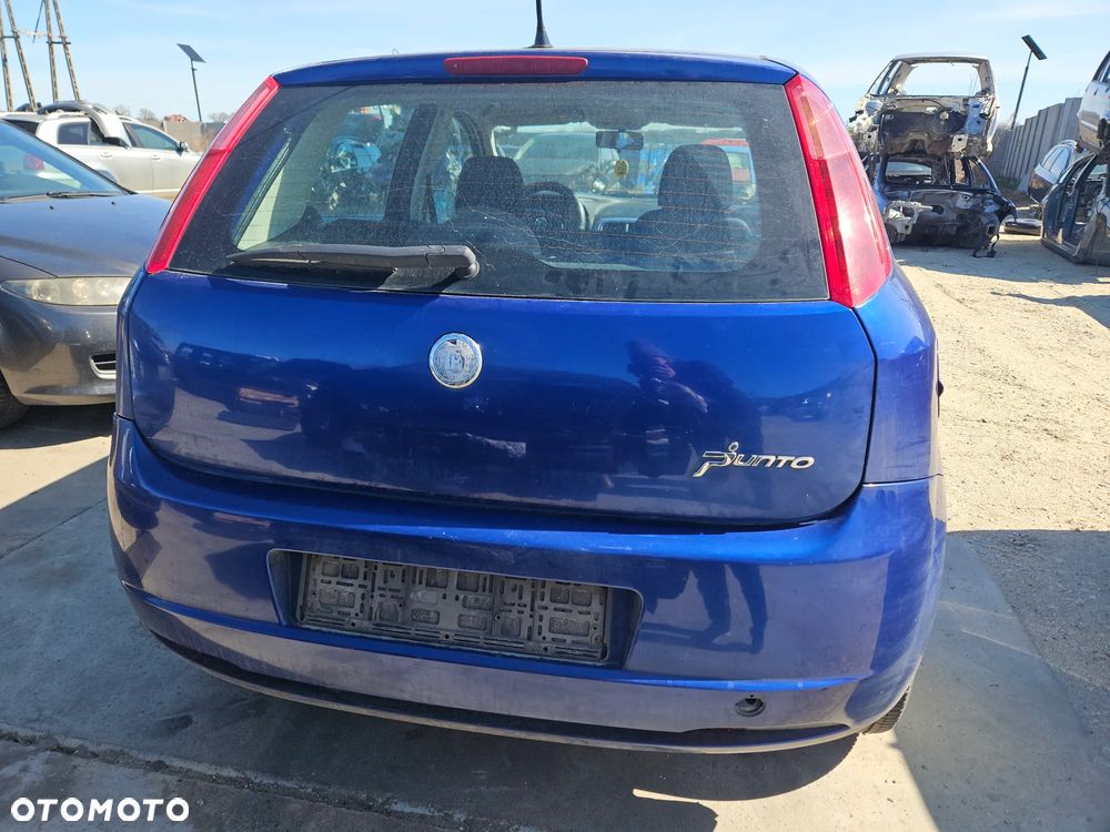 Klapa bagażnika zderzak tylny Fiat Grande Punto 2006r 5d 599/A 599 A - 1
