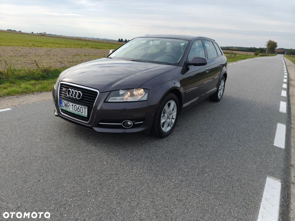 Audi A3 Sportback - 2