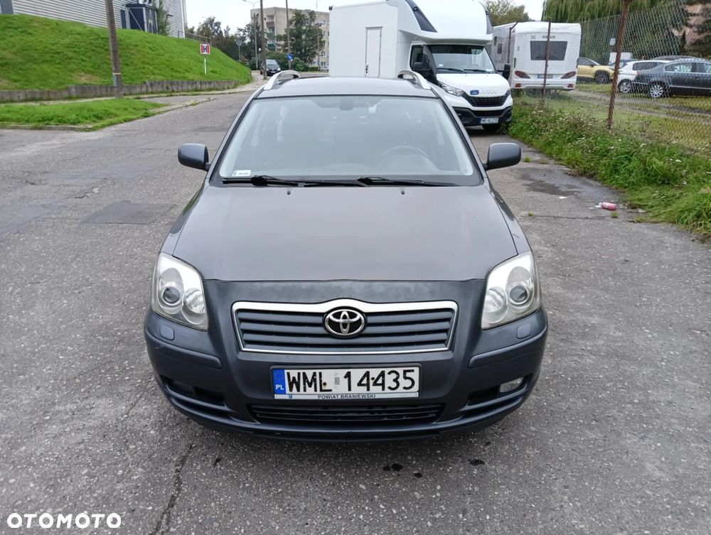 Toyota Avensis 2.0 VVT-i Prestige - 2
