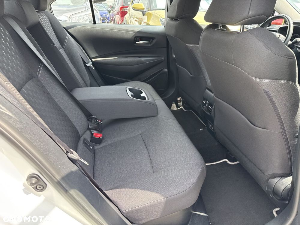 Toyota Corolla 1.8 Hybrid Comfort - 8