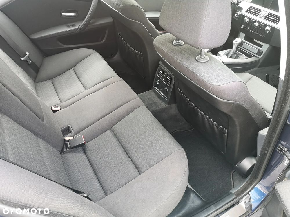 BMW Seria 5 - 16