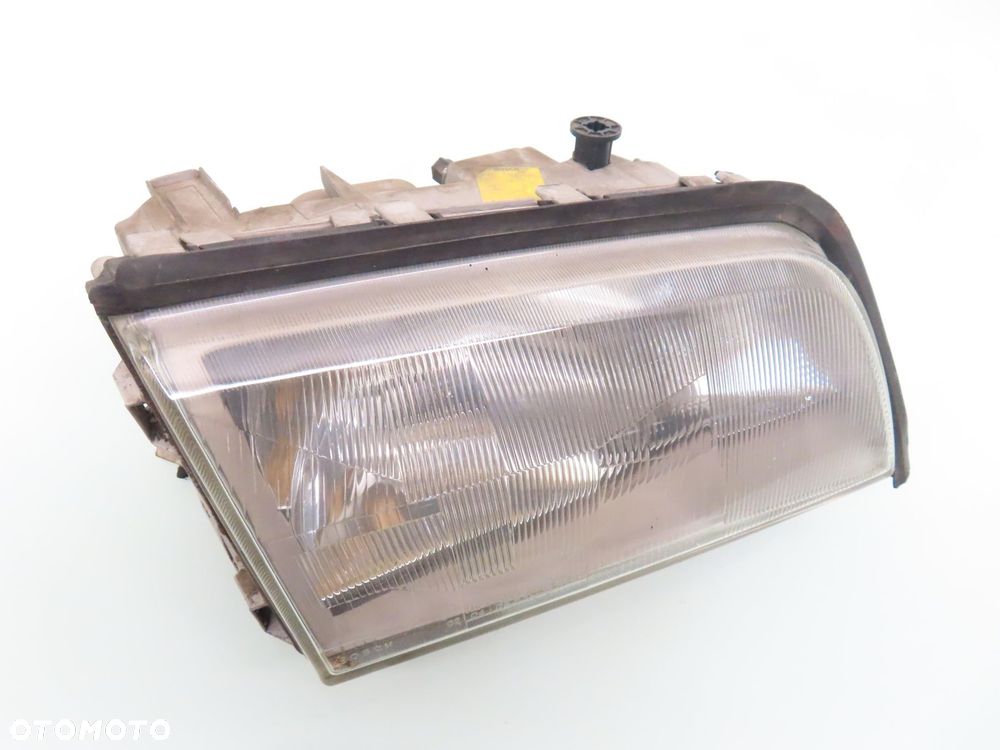LAMPA PRAWA PRZEDNIA MERCEDES W202 0301036202 - 8