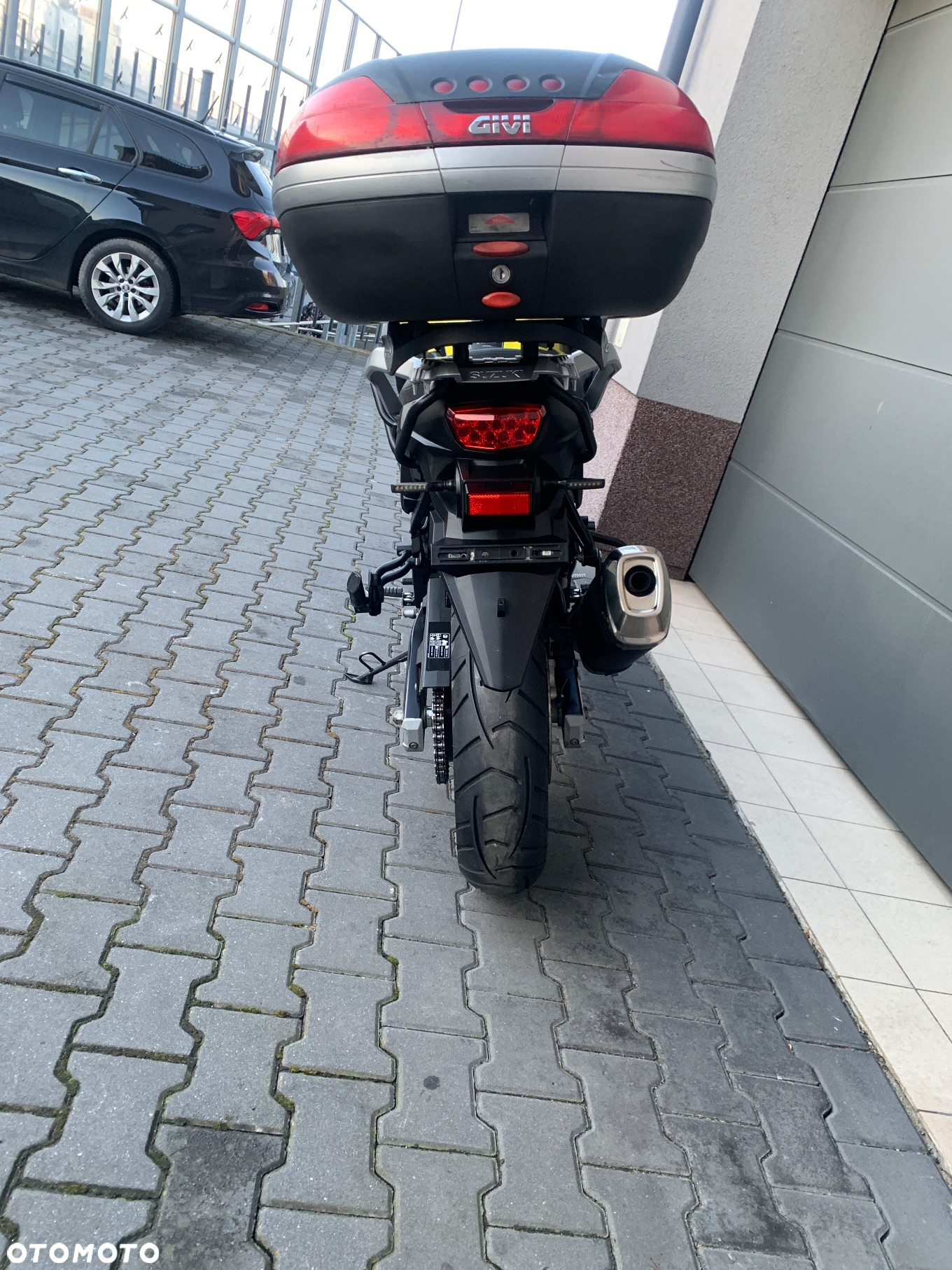 Suzuki DL - 4