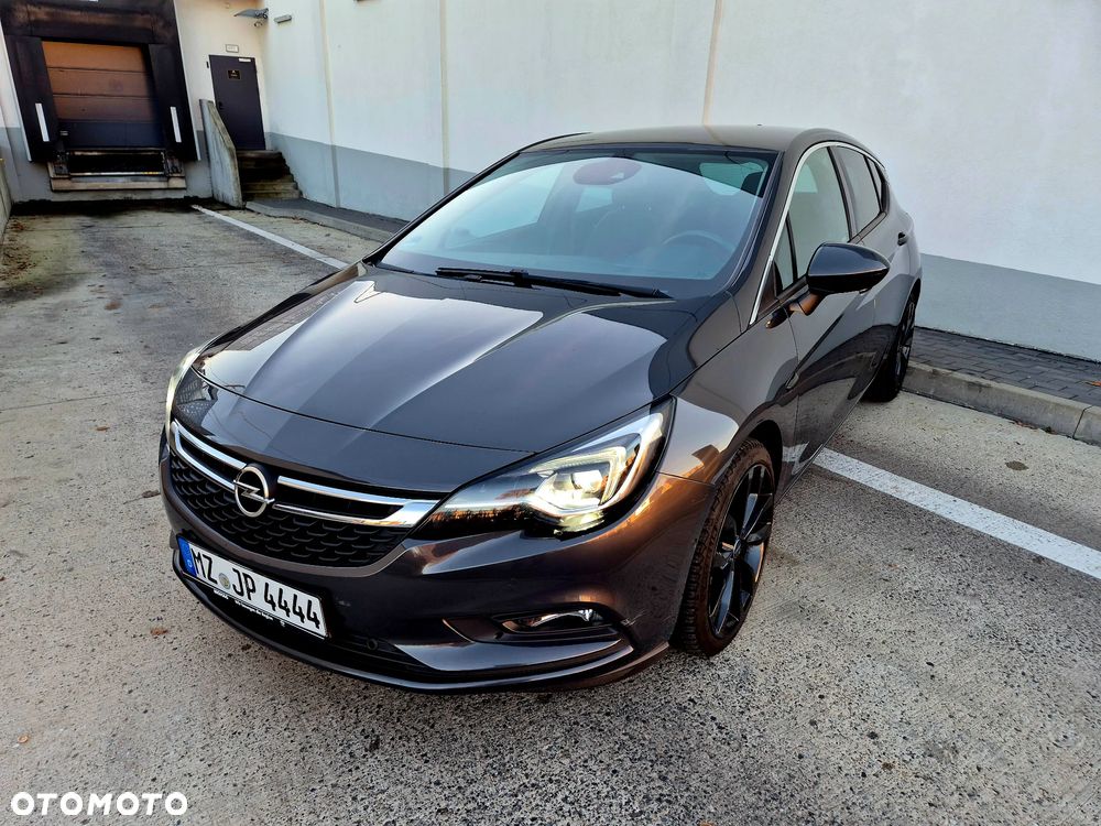 Opel Astra 1.4 Turbo Innovation - 11