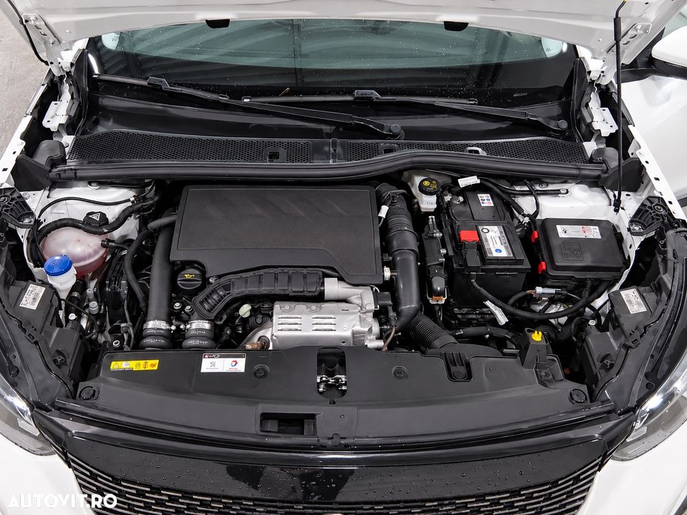 Peugeot 2008 PureTech 130 EAT8 Allure Pack - 15