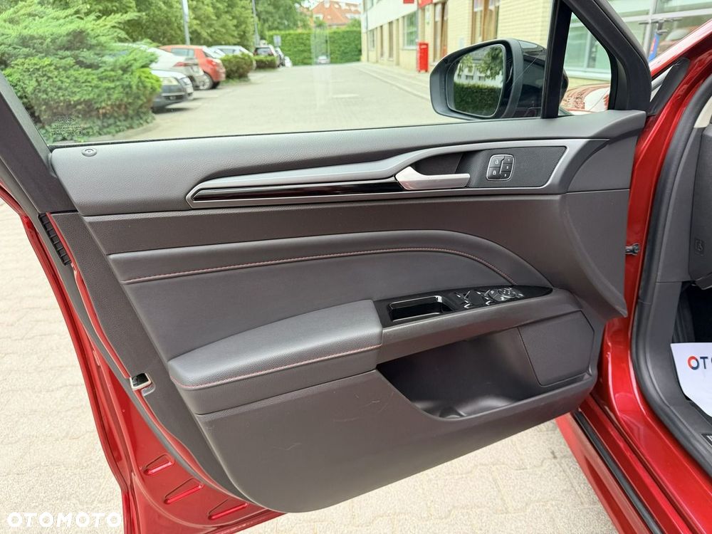 Ford Mondeo - 18