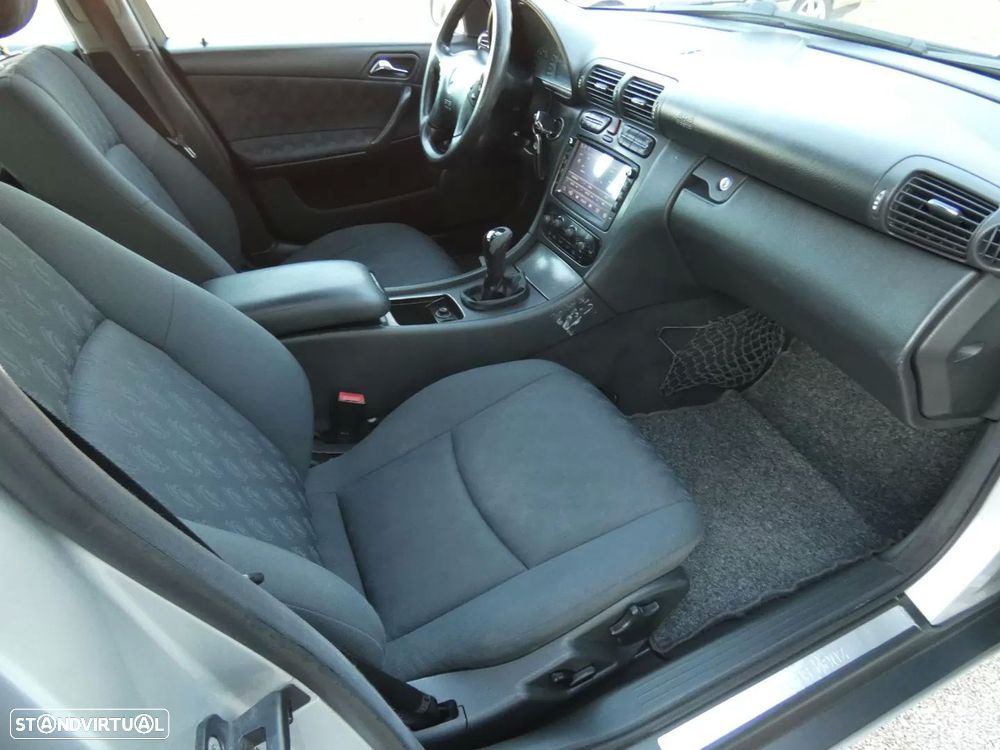 Mercedes-Benz C 220 CDi Avantgarde - 8