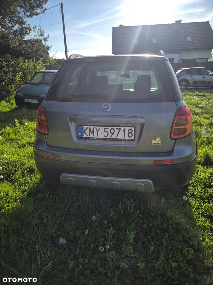 Fiat Sedici 1.6 16V 4x4 Emotion - 6