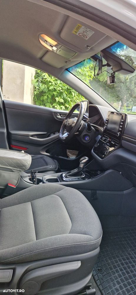 Hyundai IONIQ - 6