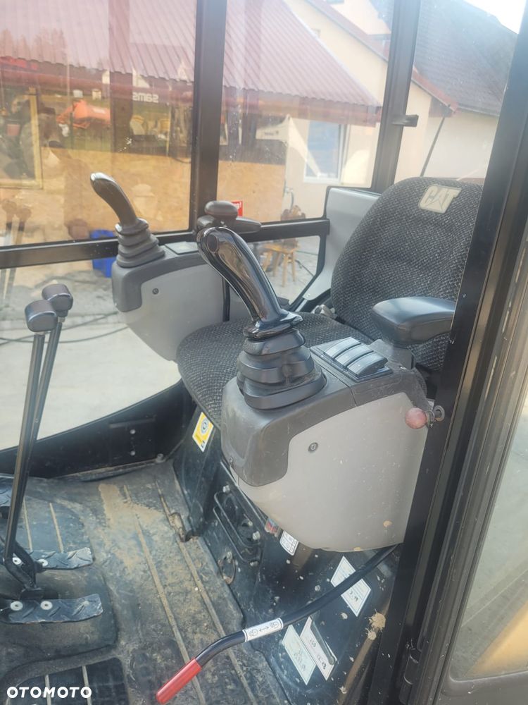 Caterpillar 301.4 C - 6