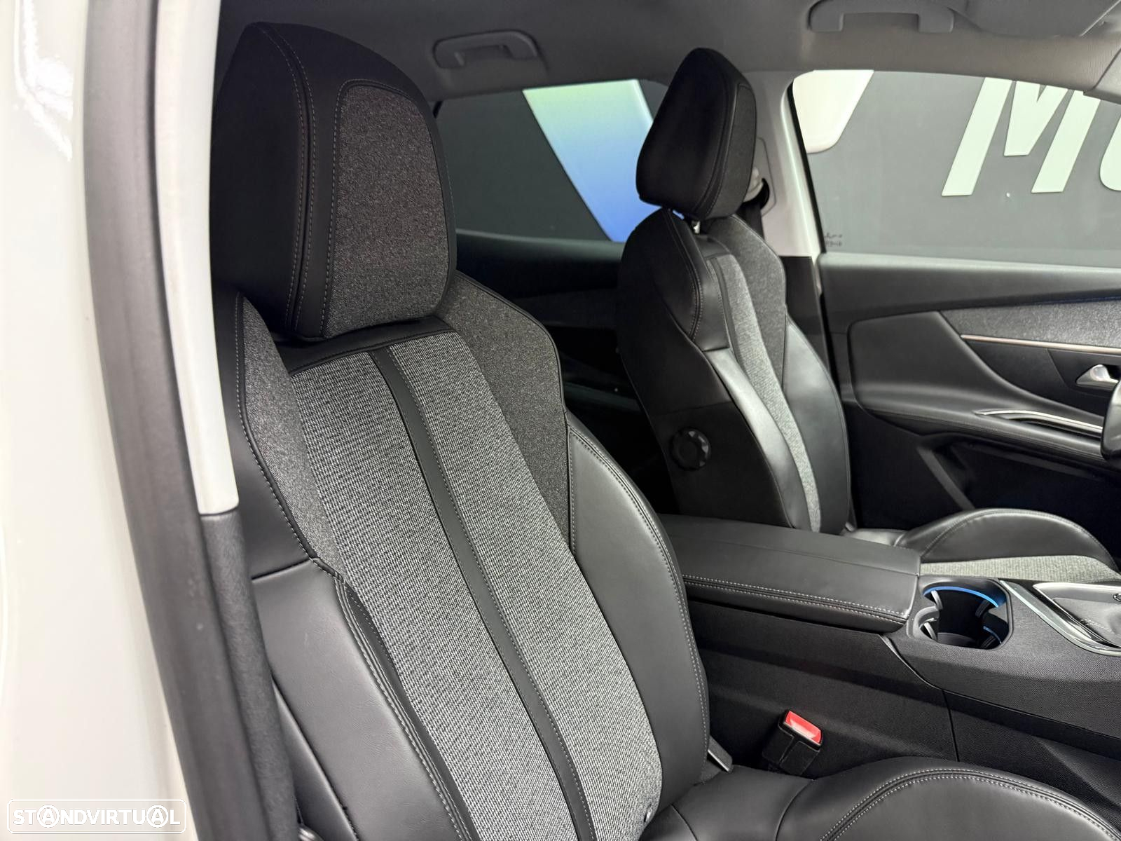 Peugeot 3008 1.5 BlueHDi Allure - 14