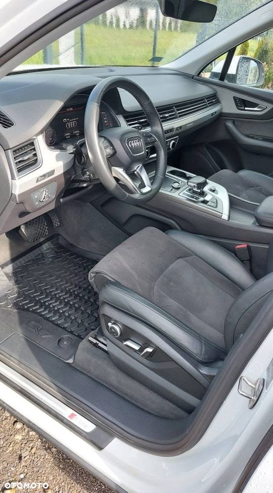 Audi Q7 - 4