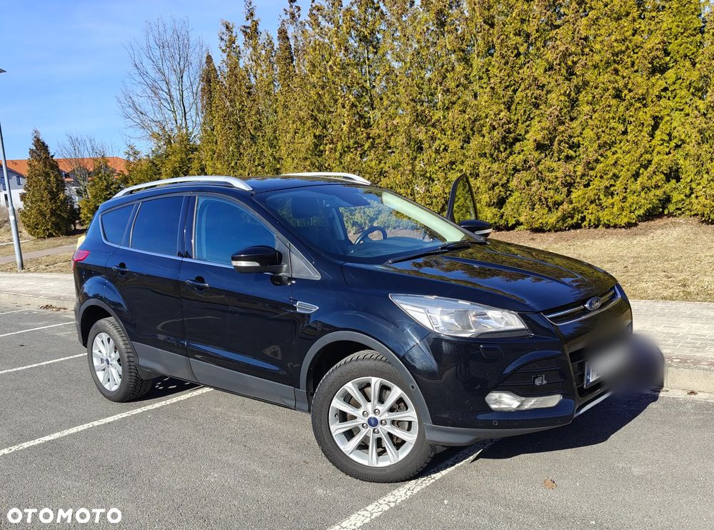 Ford Kuga - 1