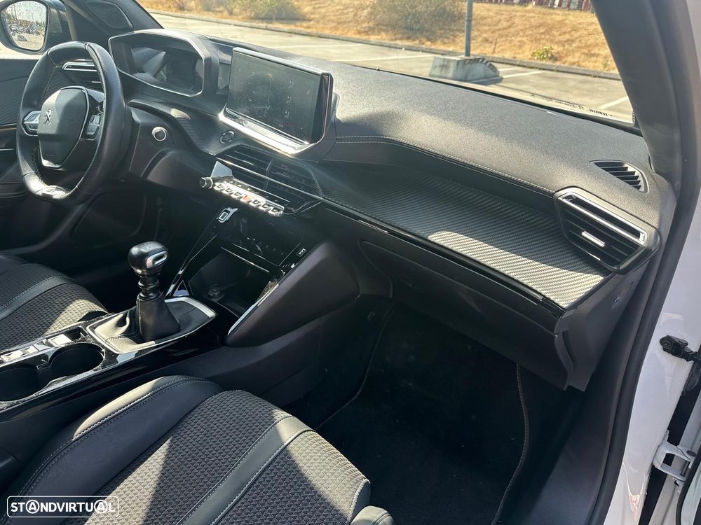 Peugeot 2008 1.5 BlueHDi GT - 5