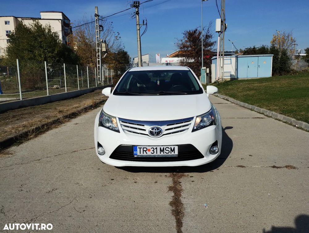 Toyota Avensis 2.0 D-4D Elegance - 9