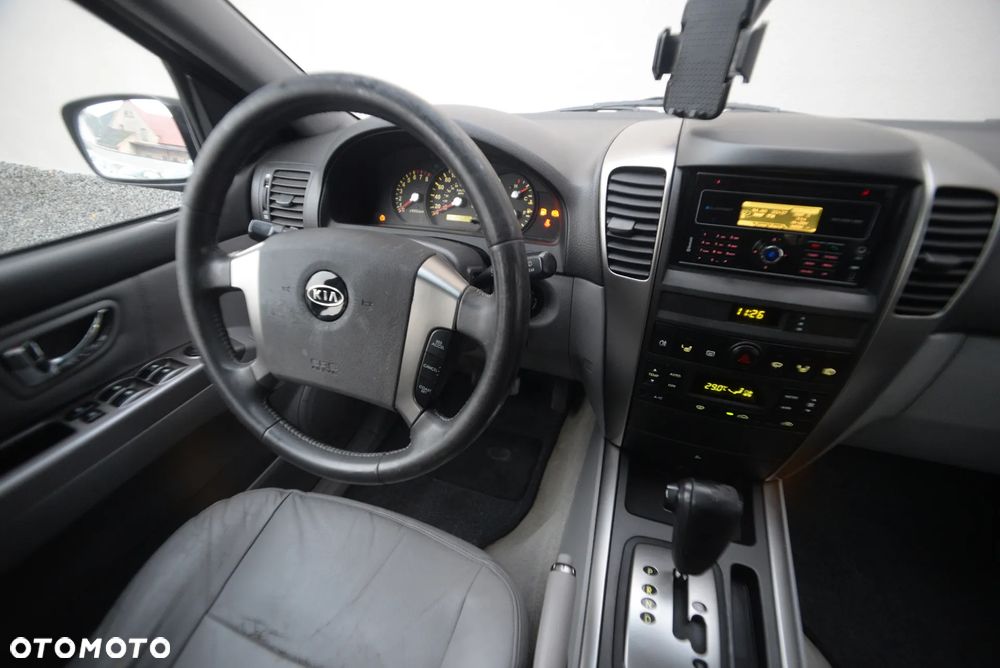 Kia Sorento 3.5 V6 - 8