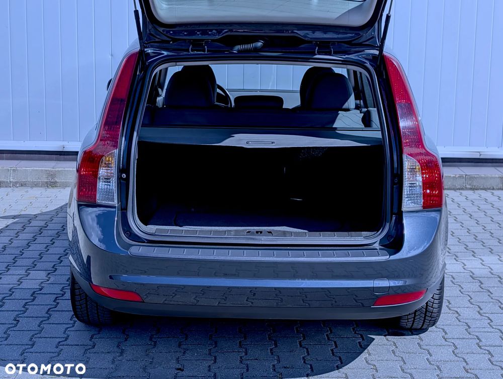 Volvo V50 - 17