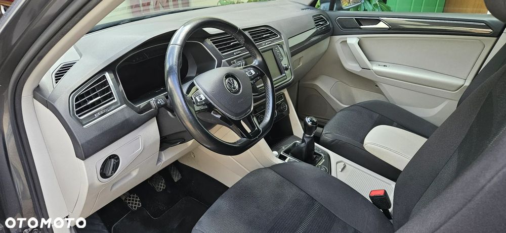 Volkswagen Tiguan 2.0 TDI 4Mot Track&Style - 10