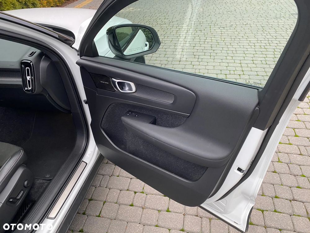 Volvo XC 40 T5 AWD Geartronic R-Design - 25