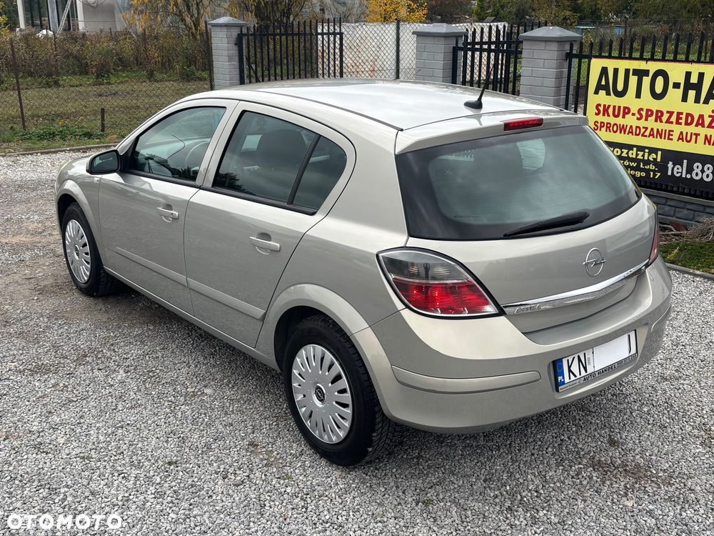 Opel Astra - 20