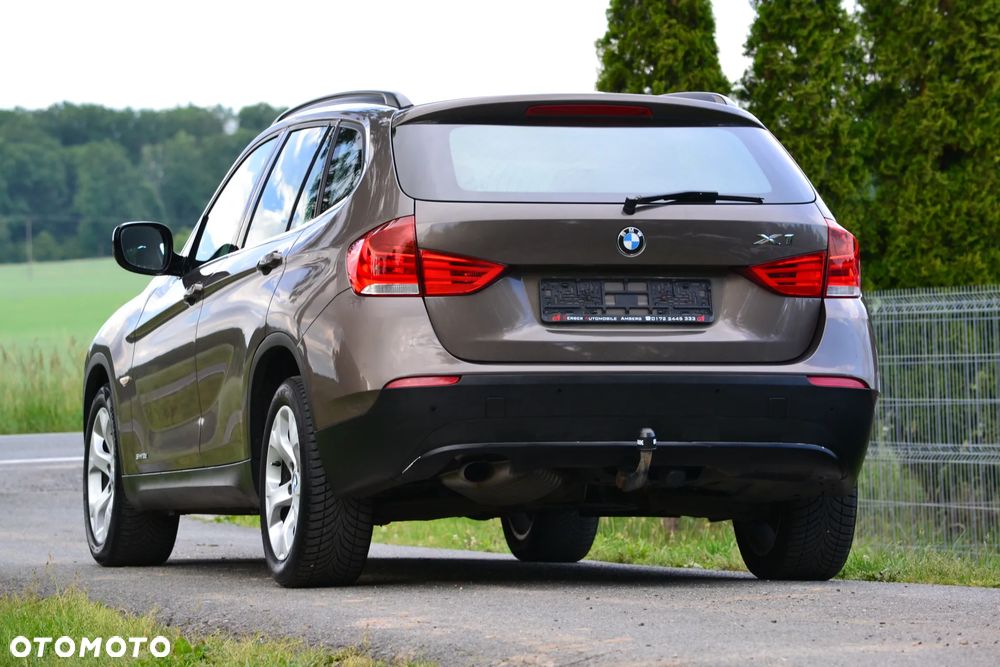 BMW X1 sDrive18d xLine - 13