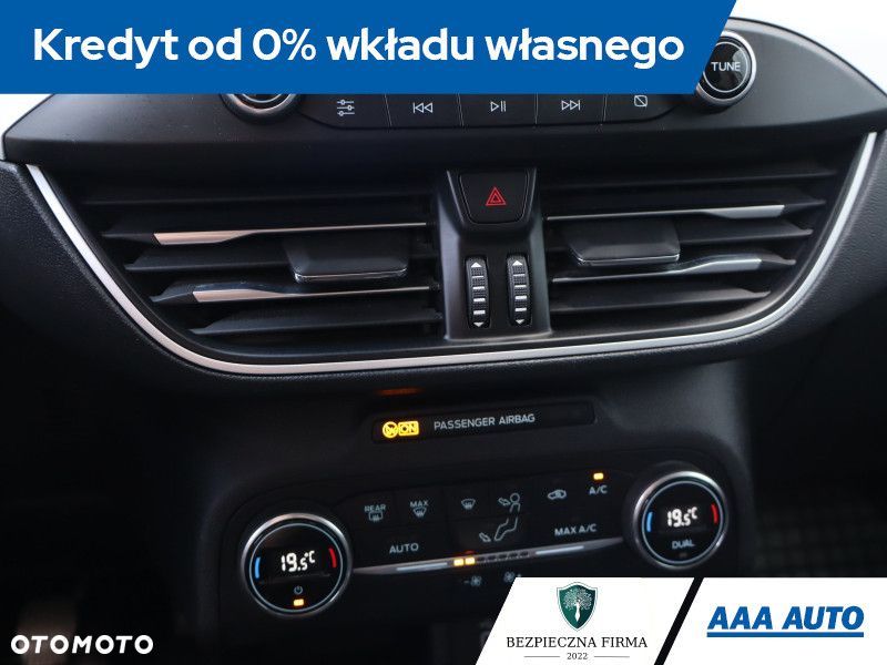 Ford Focus SW - 14