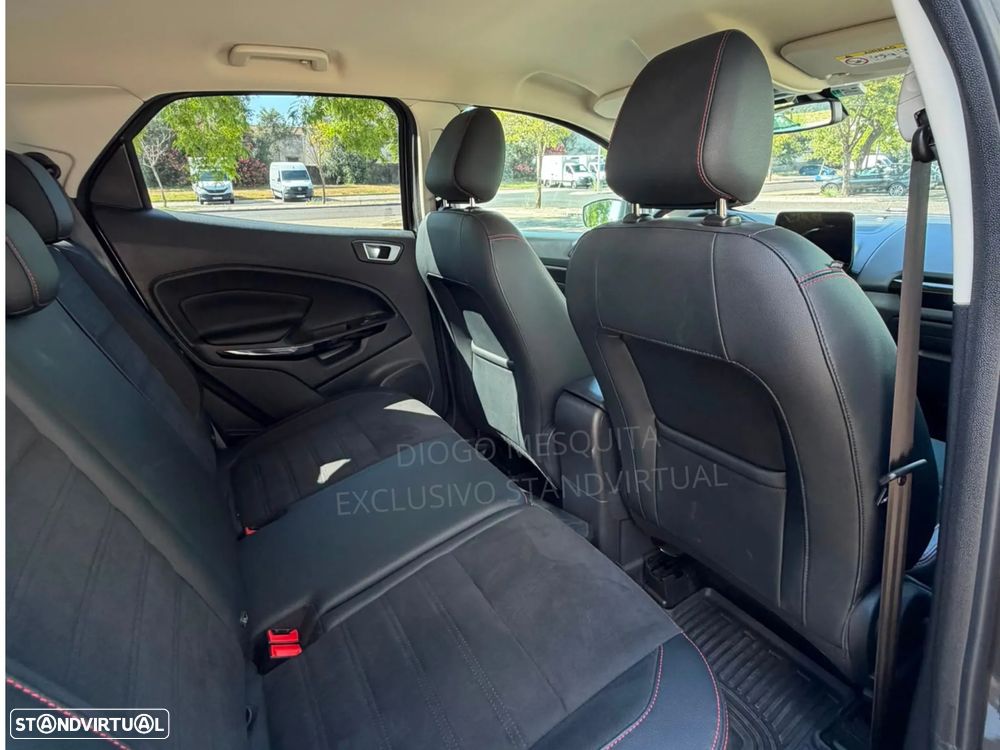 Ford EcoSport 1.0 EcoBoost ST-Line Black Edition - 9