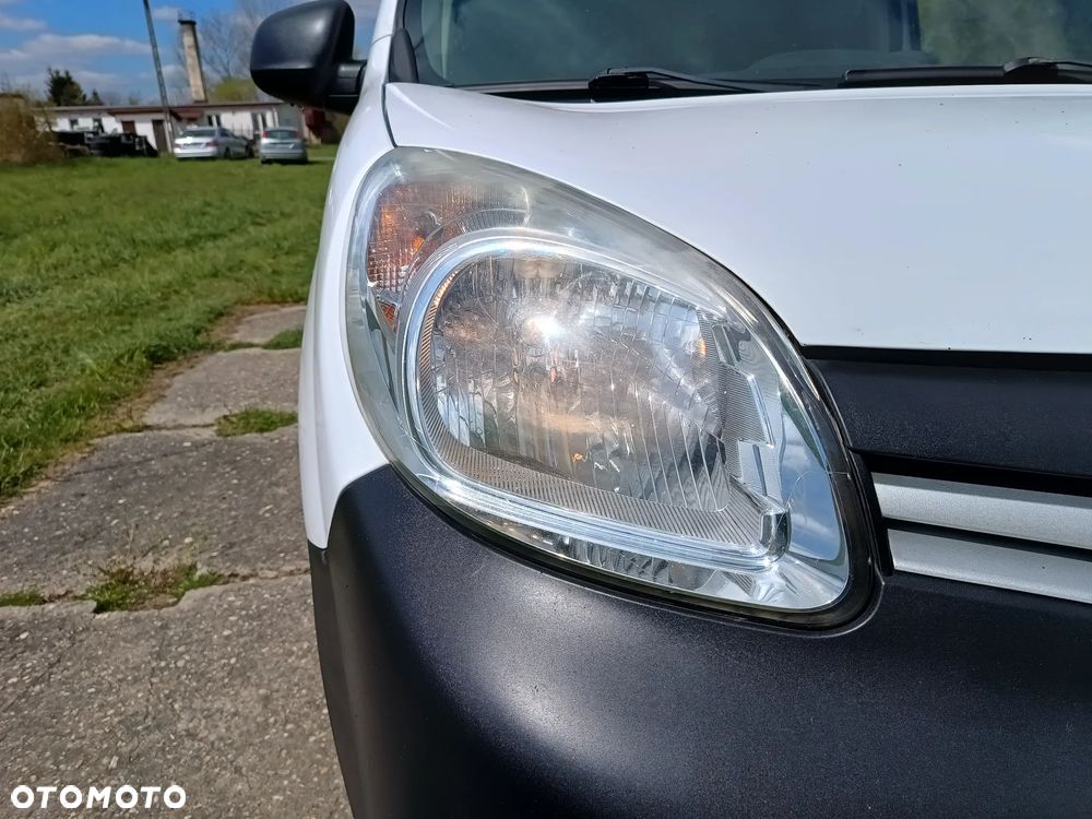 Renault Kangoo wersja MAXI LONG 1.5 diesel 90kM 2016 rok WEBASTO, NIEWIELKI PRZEBIEG-160tyś. SPRAWNY 100% ZAREJESTROWANY!!! - 17