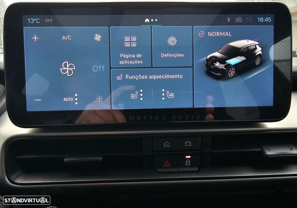 Jeep Avenger 54 kWh Summit - 30