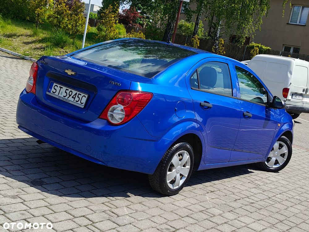 Chevrolet Aveo - 31