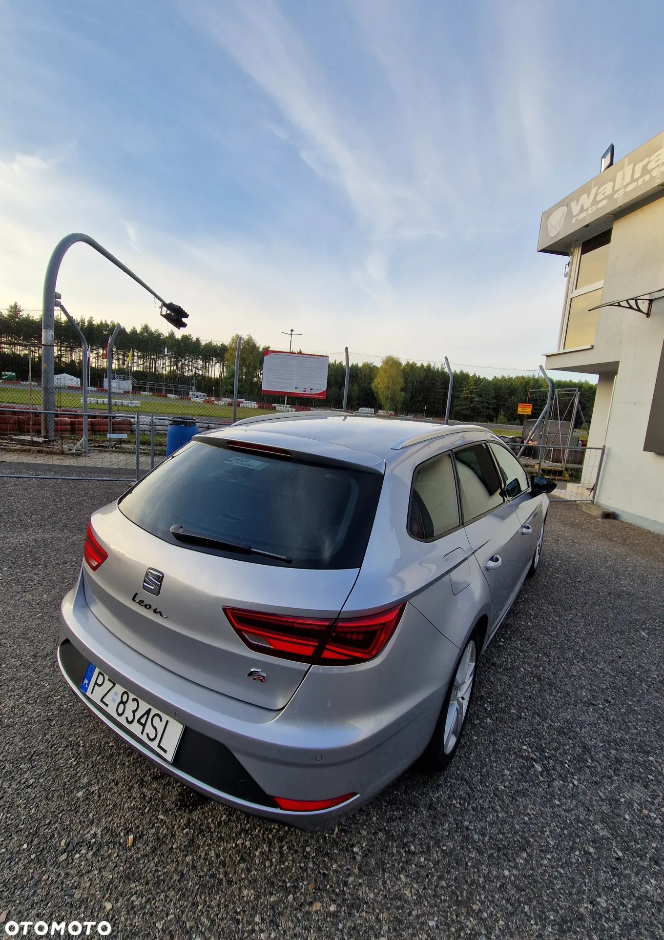 Seat Leon 1.5 EcoTSI Evo FR Black S&S DSG - 4