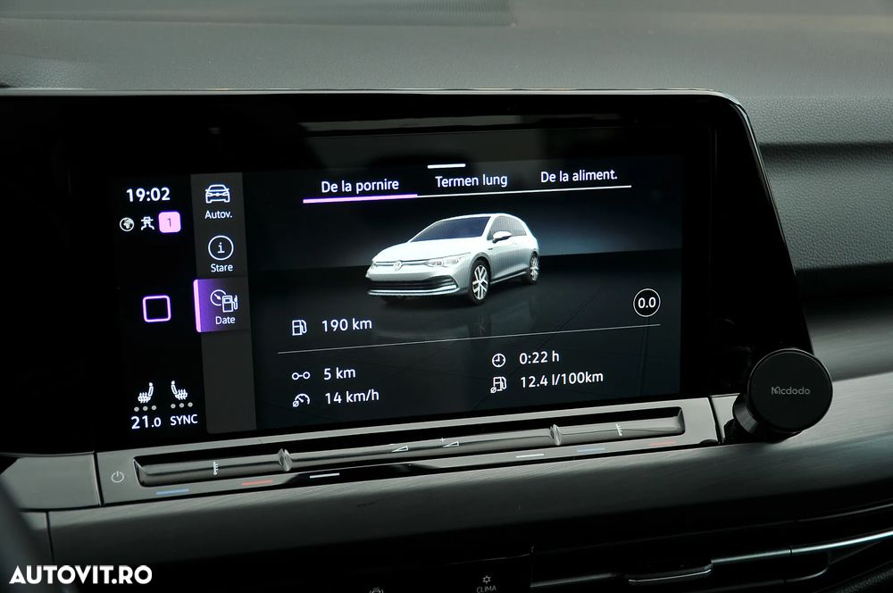 Volkswagen Golf 1.5 eTSI ACT DSG MHEV Style - 19