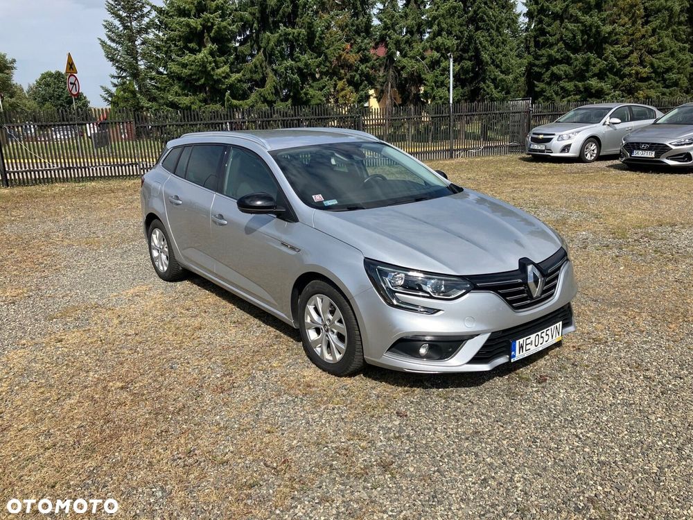 Renault Megane 1.5 Blue dCi Limited - 9