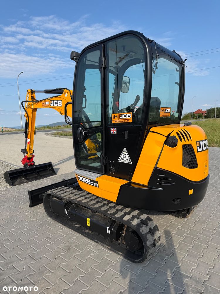 JCB 8026 CTS - 13