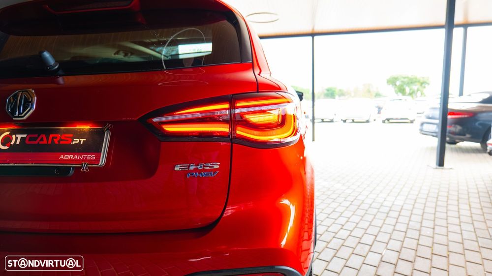 MG EHS 1.5 T-GDI Plug-in Hybrid Luxury - 38