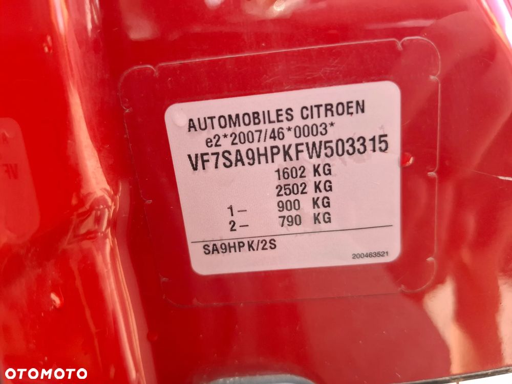 Citroën DS3 1.6 e-HDi SoChic - 28