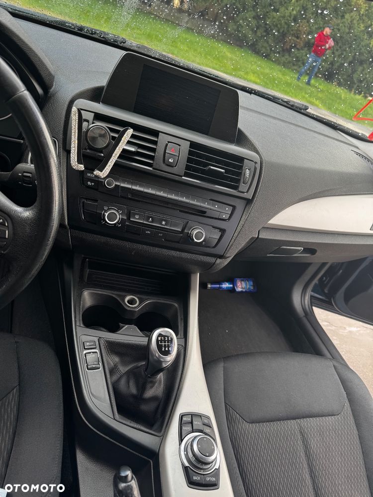 BMW Seria 1 114d - 9
