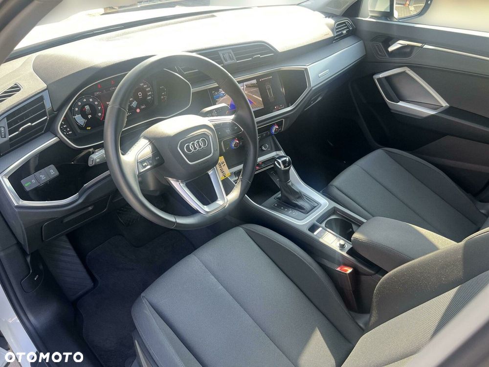 Audi Q3 35 TFSI S tronic - 10