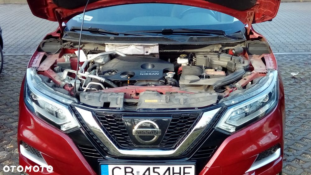 Nissan Qashqai 1.6 DIG-T N-Connecta - 32