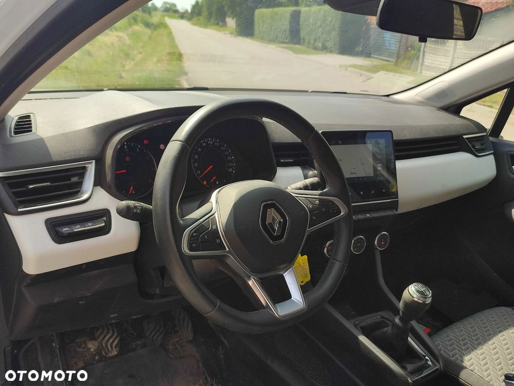 Renault Clio TCe 90 EVOLUTION - 12